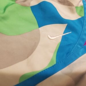 Nike girls size large lined running shorts